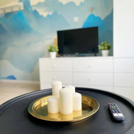 Batorego 18 - Blue - 450m Stacja Metra Pola Mokotowskie, 800m Biblioteka Narodowa, 20m Piekny Park Pola Mokotowskie, 800m Do Sgh - Wifi - Smart Tv - Good Apartmán *