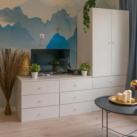 Apartmán Batorego 18 - Blue - 450m Stacja Metra Pola Mokotowskie, 800m Biblioteka Narodowa, 20m Piekny Park Pola Mokotowskie, 800m Do Sgh - Wifi - Smart Tv - Good *